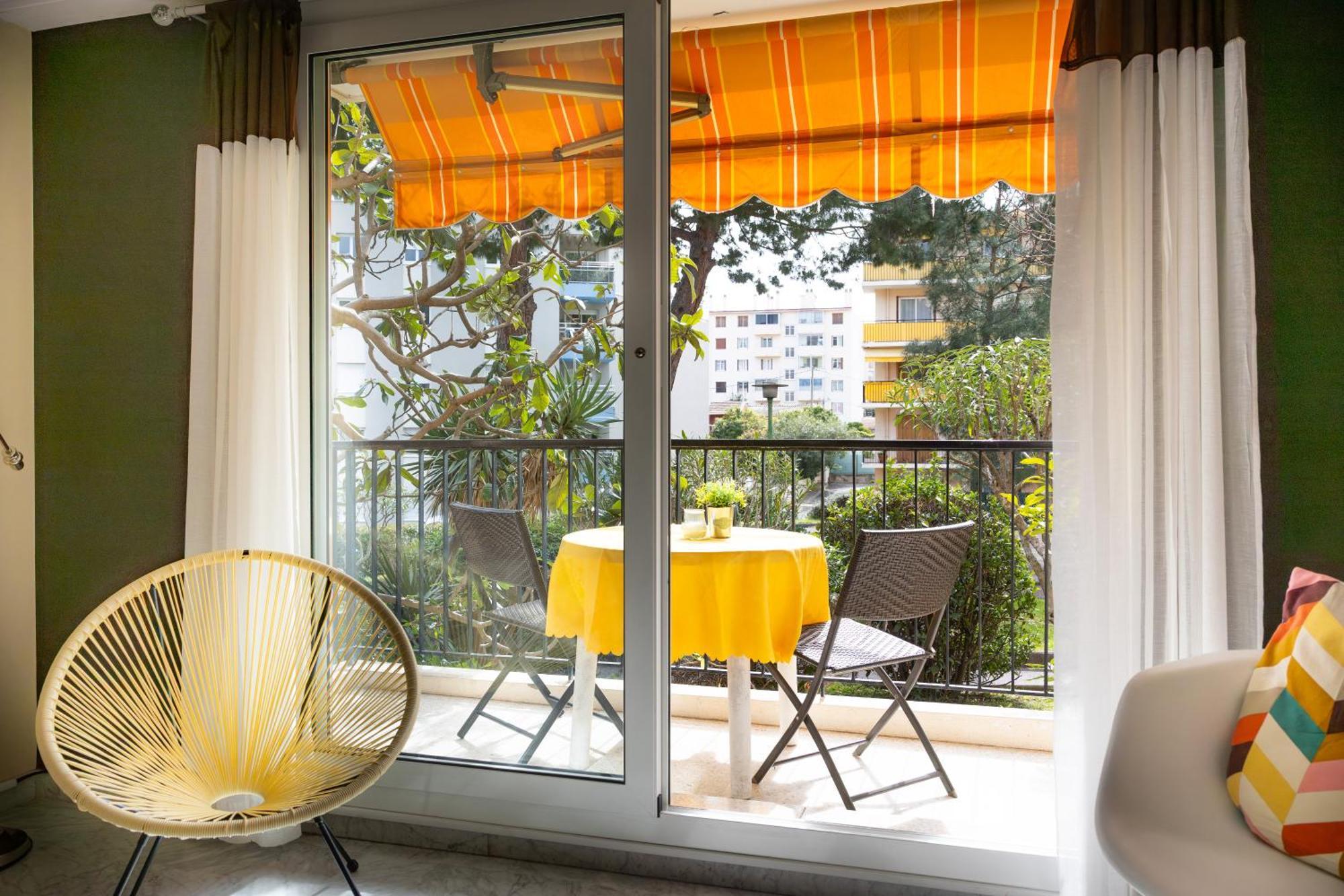 Les Glycines Apartment Menton Exterior photo