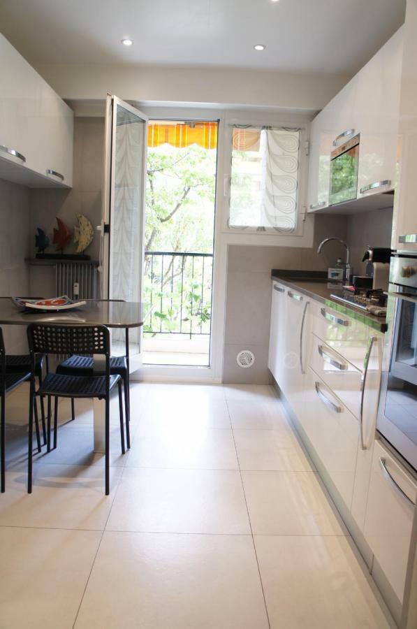 Les Glycines Apartment Menton Exterior photo